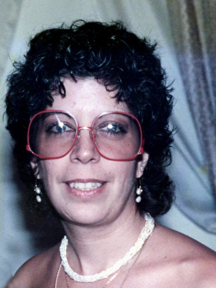 Claudia Tedeschi Sheiman